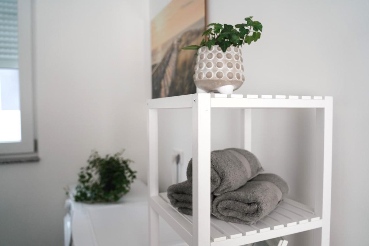 Kamin, Parkplatz, Balkon, Stilvolles Zuhause,Grosszuegig Apartment Paderborn Bagian luar foto