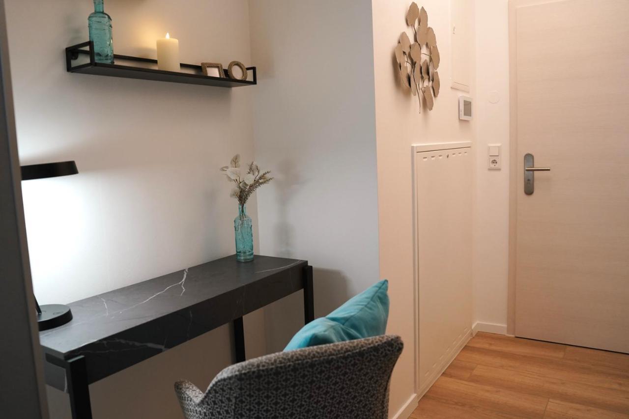 Kamin, Parkplatz, Balkon, Stilvolles Zuhause,Grosszuegig Apartment Paderborn Bagian luar foto