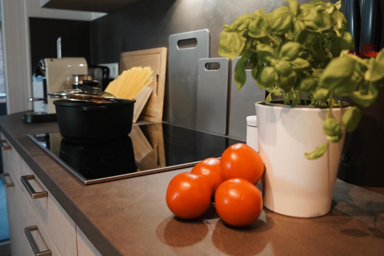 Kamin, Parkplatz, Balkon, Stilvolles Zuhause,Grosszuegig Apartment Paderborn Bagian luar foto